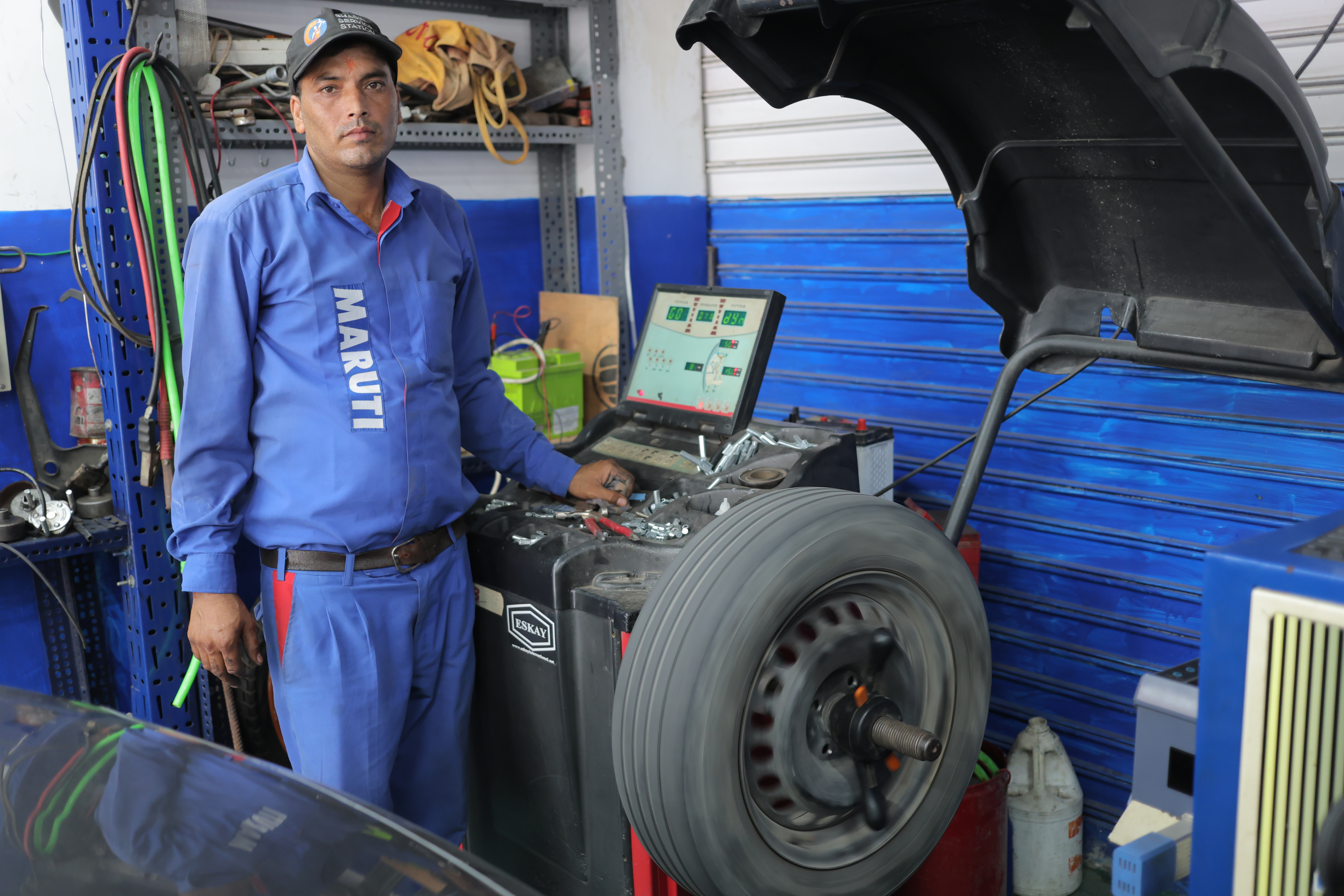 Computerized Wheel Alignment & Balancing Service